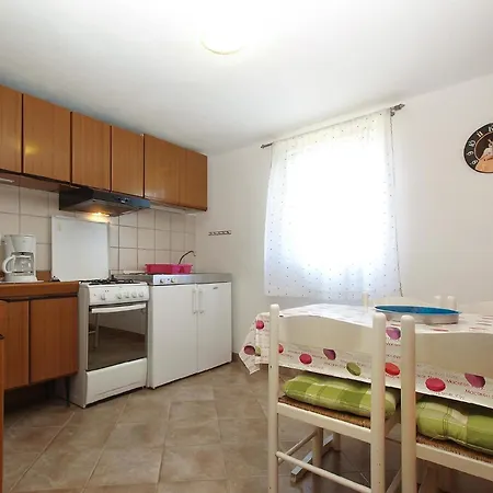 Fuer 8 Personen Ca 110 Qm In Peroj, Istrien Istrische Riviera *