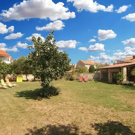 Fuer 8 Personen Ca 110 Qm In Peroj, Istrien Istrische Riviera * Peroj
