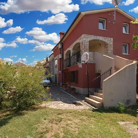 Holiday home Fuer 8 Personen Ca 110 Qm In Peroj, Istrien Istrische Riviera Peroj